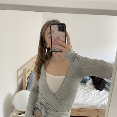 Grey wrap  top