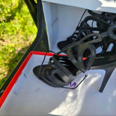 Sandales noires Zara 37