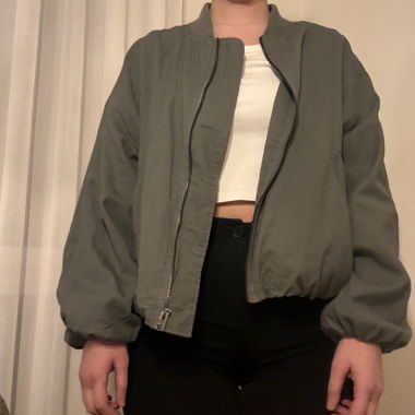 Übergangsjacke / Cropped Bomber