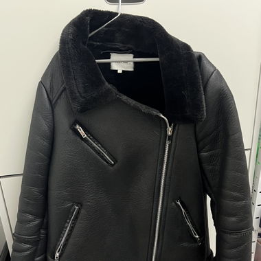 Damenjacke mit Plüsch