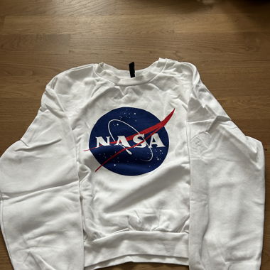 Crewneck