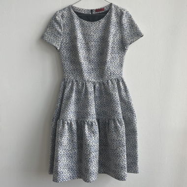 Kurzes Kleid HUGO mit Muster