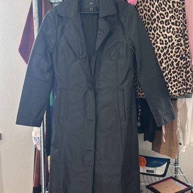 Cappotto in pelle genuina nera