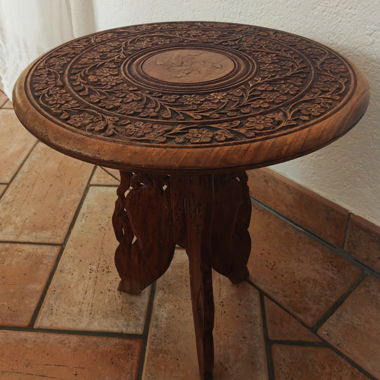 Tavolino da caffè, legno intarsiato 