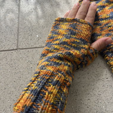 Gants pour dames faits main neufs