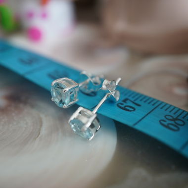 Topas Blau Ohrstecker Facettiert 5mm 925 Silber   