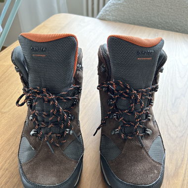 Hiking shoes HI-TEC