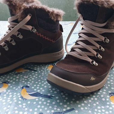 Unisex Brown Winter Boot with Lining