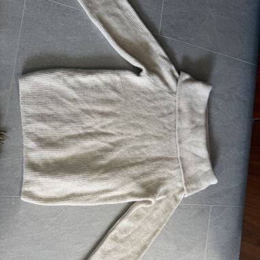 Maglione H&M a coste collo alto beige S