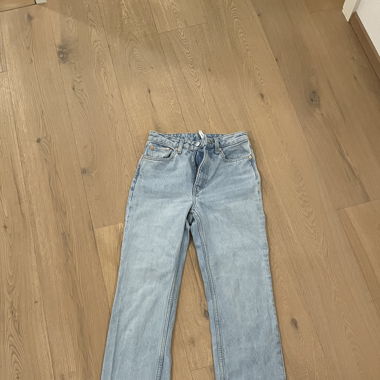 Straight leg Jeans
