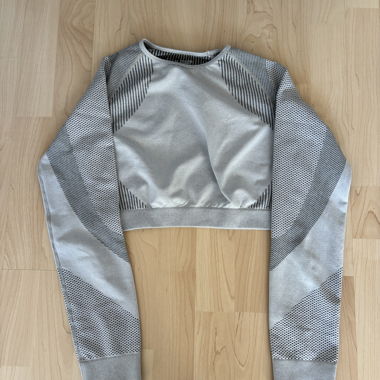 Grey sport crop top