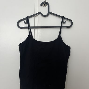 Basic black top