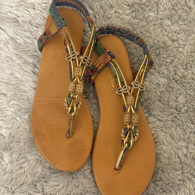 Sandali colorati