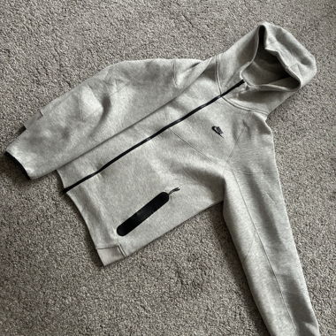 Nike Tech Fleece con zip grigio