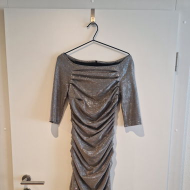 Festliches Kleid silber
