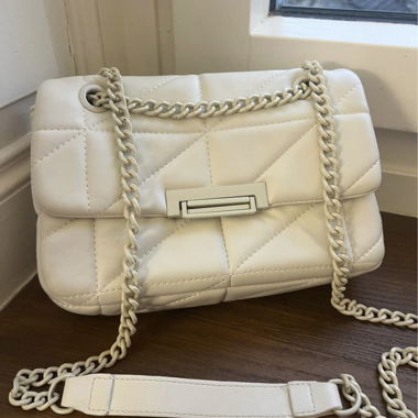 weisse Tasche