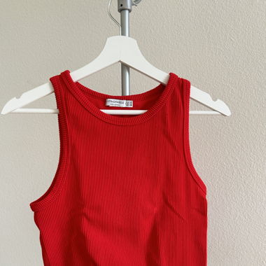 Rotes Top