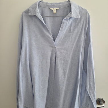 Blouse col V