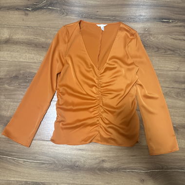 Blusa Arancione H&M con Scollo a V