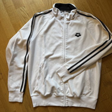 Arena Joggingjacke
