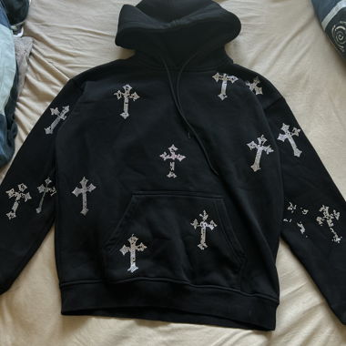 Cross Pulli