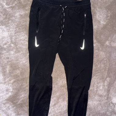 Nike running aeroswift 