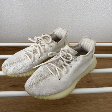 Adidas Yeezy Boost 350 triple white