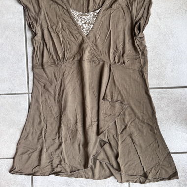 Mid-Length Top