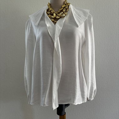 Weisse Bluse mit Oversize-Kragen MARFA Grösse 38