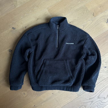 Puka Half Zip Sweater Pegador