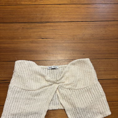 top beige