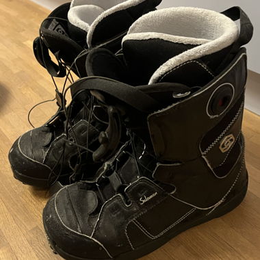 Snowboardschuhe