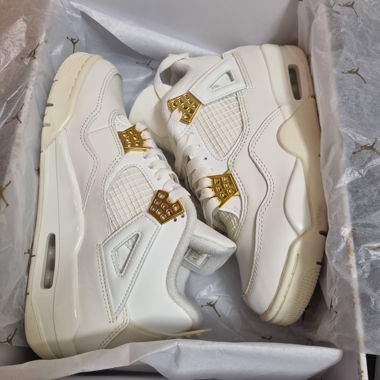 Air Jordan 4 Retro "Metallic Gold" 37.5