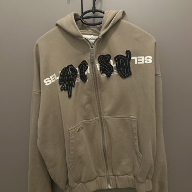 Peso Heads or Tails Zipper
