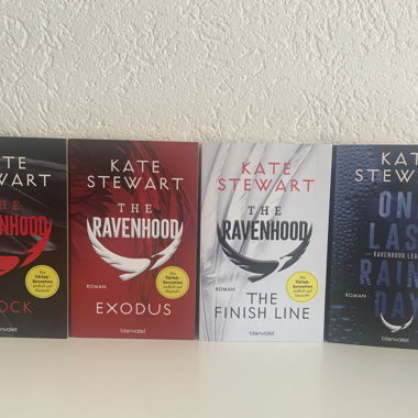 The Ravenhood Book Set