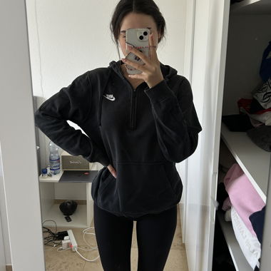 Nike pullover