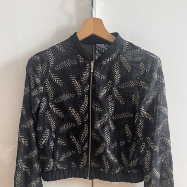 Leichte Jacke