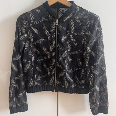 Leichte Jacke