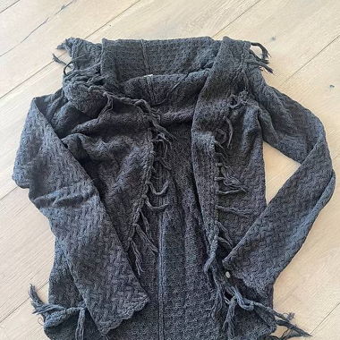 Knitted cardigan