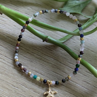 Bracciale di perle con ciondolo a stella marina
