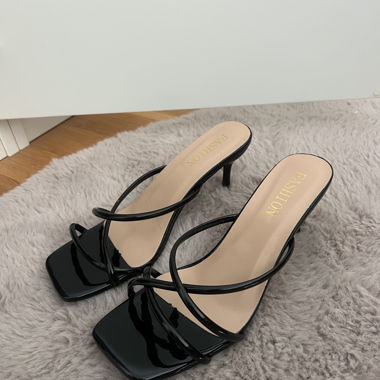 Black heeled sandals
