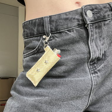 PORTE-ALLUMEUR EN CUIR FAIT MAIN