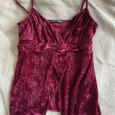 Damen-Top mit Trägern Bordeaux Samteffekt 