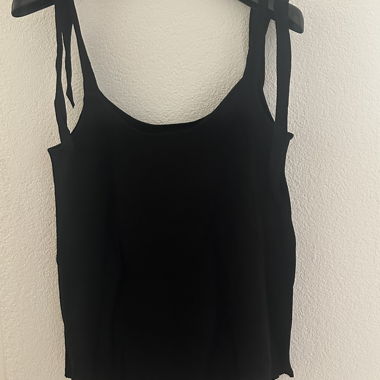 Schwarzes Top mit Trägern (ZARA Knit) 
