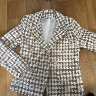 Elegant blazer size S