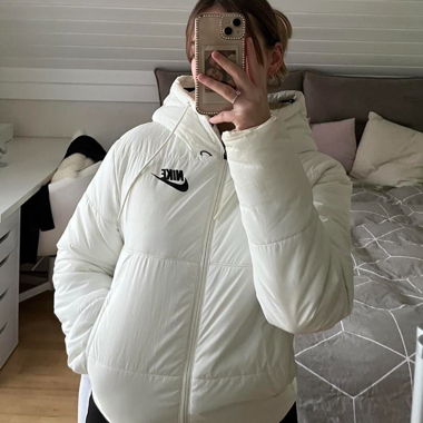 Nike Winterjacke weiss