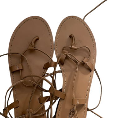 URBAN OUTFITTERS SANDALEN