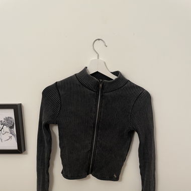 Cropped zip longsleeve