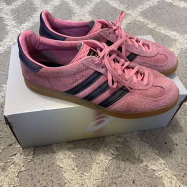 Adidas gazelle pink