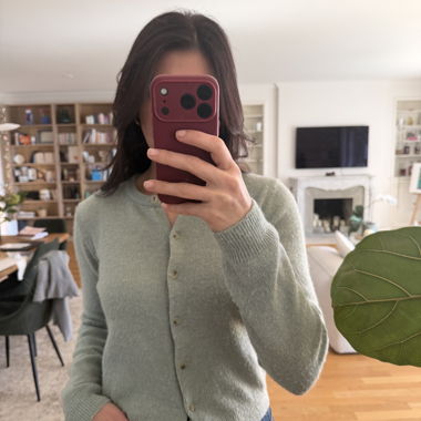 Light green fine-knit cardigan